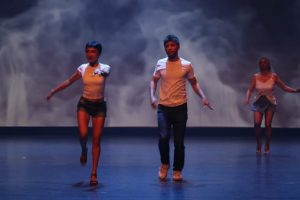 Danseurs en Rock sur scène au Théâtre Anthéa