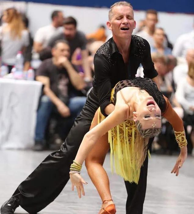 Cours de danses de salon, danses latines et standards